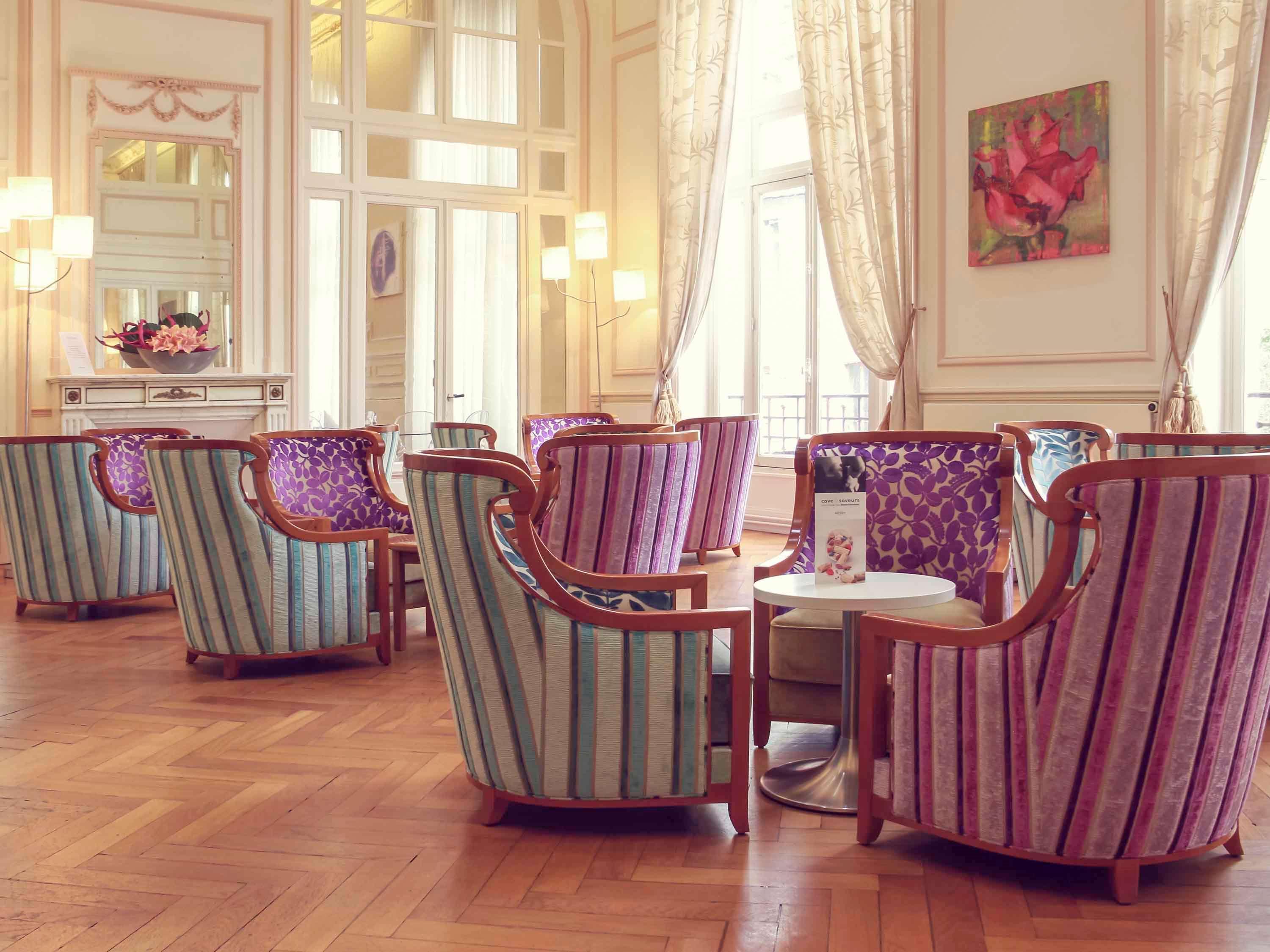 Hotel Mercure Saint-Nectaire Spa & Bien-Etre Екстериор снимка