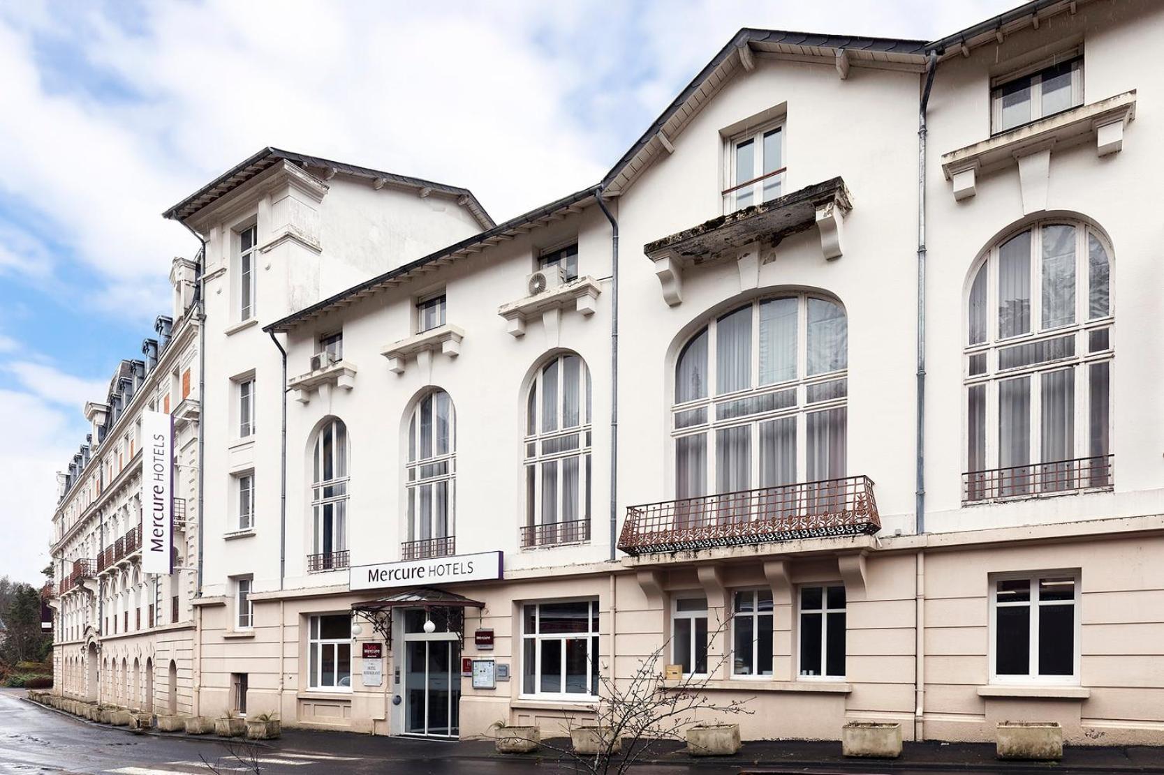 Hotel Mercure Saint-Nectaire Spa & Bien-Etre Екстериор снимка