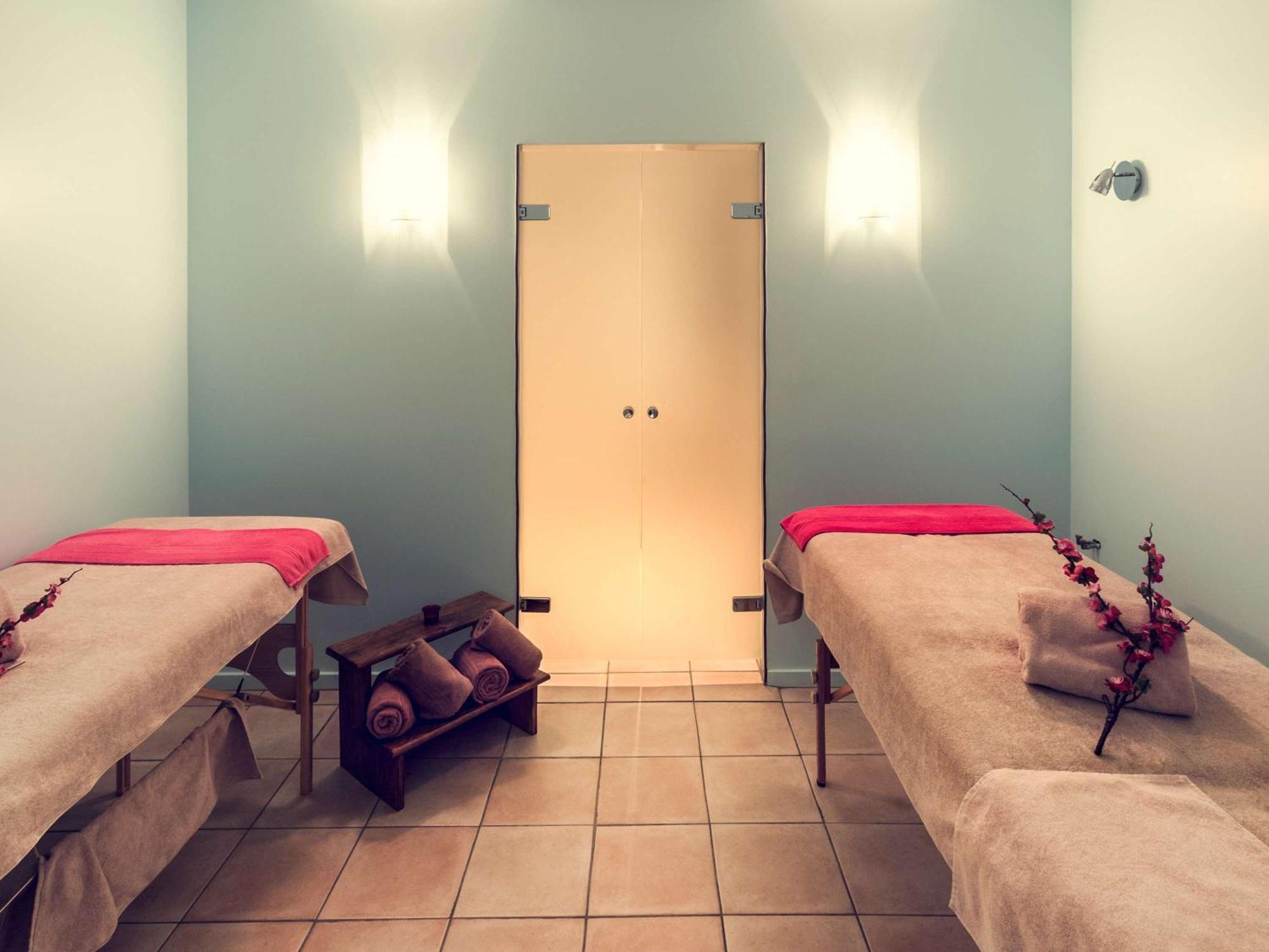 Hotel Mercure Saint-Nectaire Spa & Bien-Etre Екстериор снимка