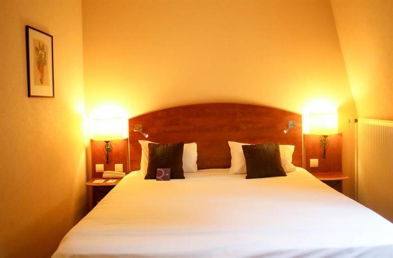 Hotel Mercure Saint-Nectaire Spa & Bien-Etre Екстериор снимка